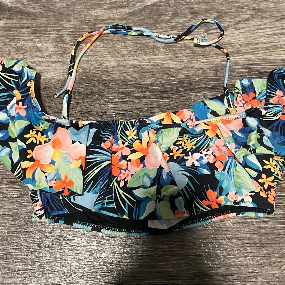 Floral Off-Shoulder Bikini Top